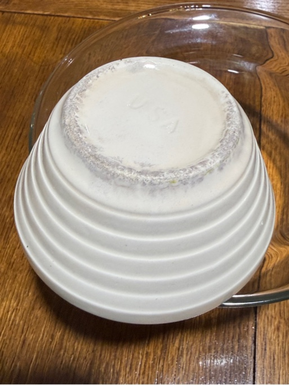 Vintage Bauer USA stoneware stained cream small cereal ribbed bee hive bowl - Picture 3 of 9